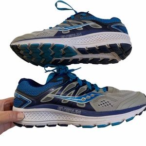 Women's Saucony Omni 16 Sneakers